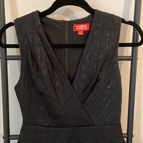 Classy super flattering black v-neck cocktail dress w/a little bit of sparkle ✨ - Picture 3 of 6